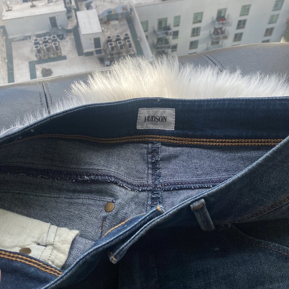 Hudson Jeans Size Size 28 Collins Skinny Medium Rise in Very Good Condition. - Picture 7 of 11